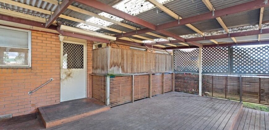 25 Young Street, Breakwater, Vic 3219