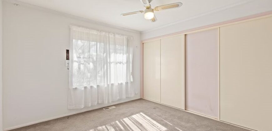 25 Young Street, Breakwater, Vic 3219