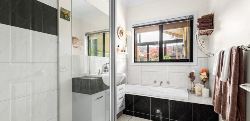 20 Bowman Place, Leopold, Vic 3224