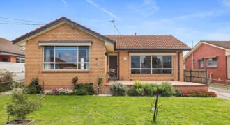 24 Hitchcock Street, Breakwater, Vic 3219
