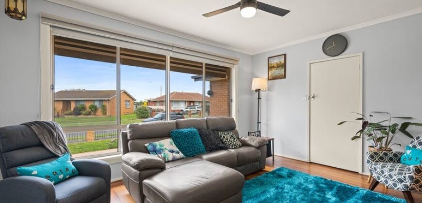 24 Hitchcock Street, Breakwater, Vic 3219