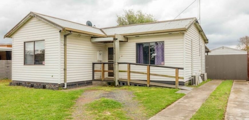 37 Dorward Avenue, Newcomb, Vic 3219
