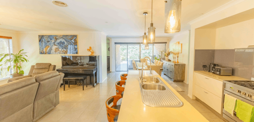 8 Kilmory Close, Grovedale, Vic 3216