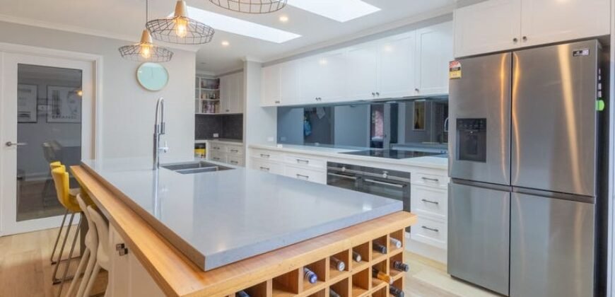 96 Rossack drive, Waurn Ponds, Vic 3216  <br> Price ($850,000 – $900,000)