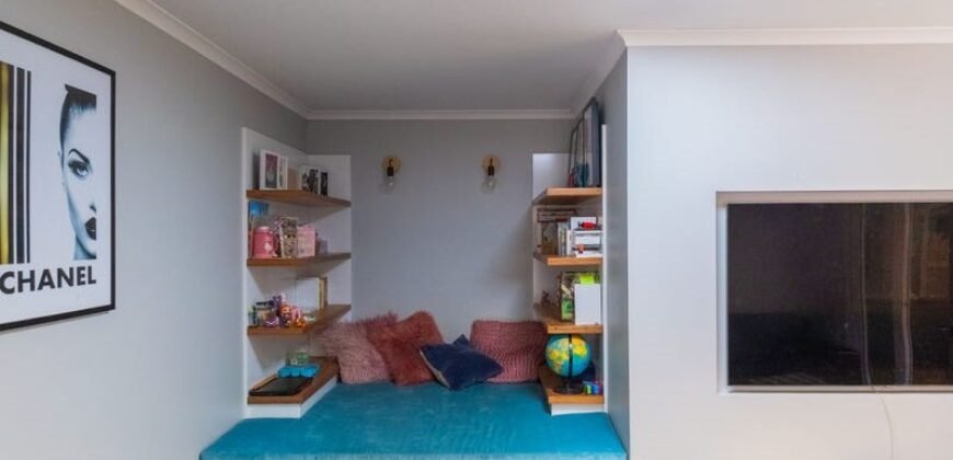 96 Rossack drive, Waurn Ponds, Vic 3216  <br> Price ($850,000 – $900,000)