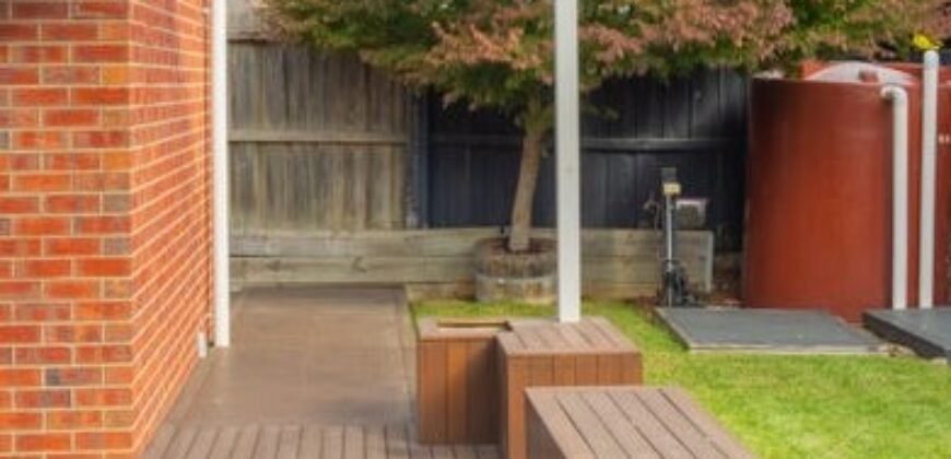 96 Rossack drive, Waurn Ponds, Vic 3216  <br> Price ($850,000 – $900,000)