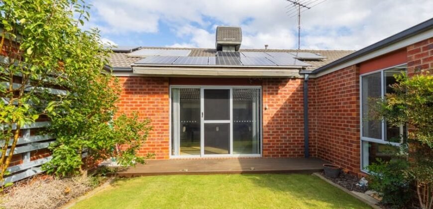 96 Rossack drive, Waurn Ponds, Vic 3216  <br> Price ($850,000 – $900,000)