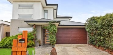 2235 Warralily Boulevard, Armstrong Creek, Vic 3217  <br> Price ($820,000 – $860,000)