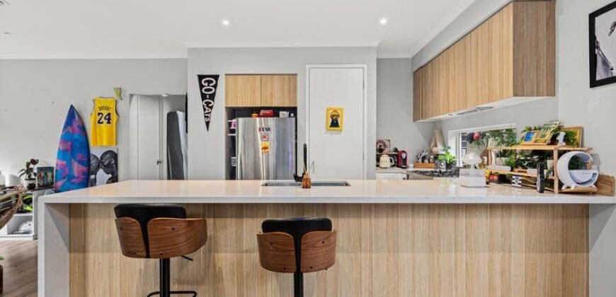 2235 Warralily Boulevard, Armstrong Creek, Vic 3217  <br> Price ($820,000 – $860,000)