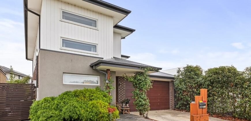 2235 Warralily Boulevard, Armstrong Creek, Vic 3217  <br> Price ($820,000 – $860,000)