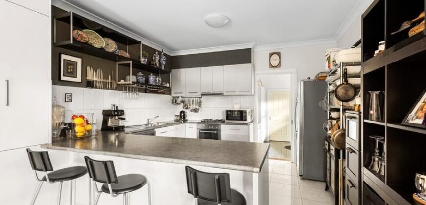 20 Bowman Place, Leopold, Vic 3224  <br> Price ($845,000)