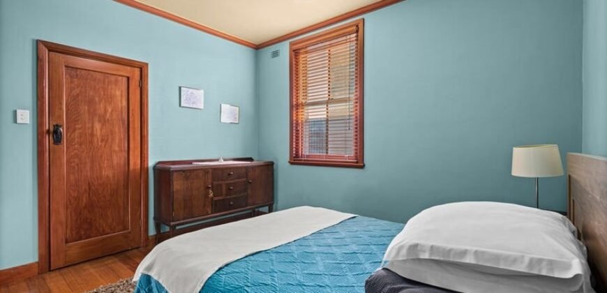 510 La Trobe Boulevard, Newtown, VIC 3220  <br> Price ($3,100,000  – $3,200,000)