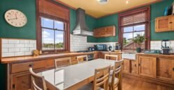 510 La Trobe Boulevard, Newtown, VIC 3220  <br> Price ($3,100,000  – $3,200,000)