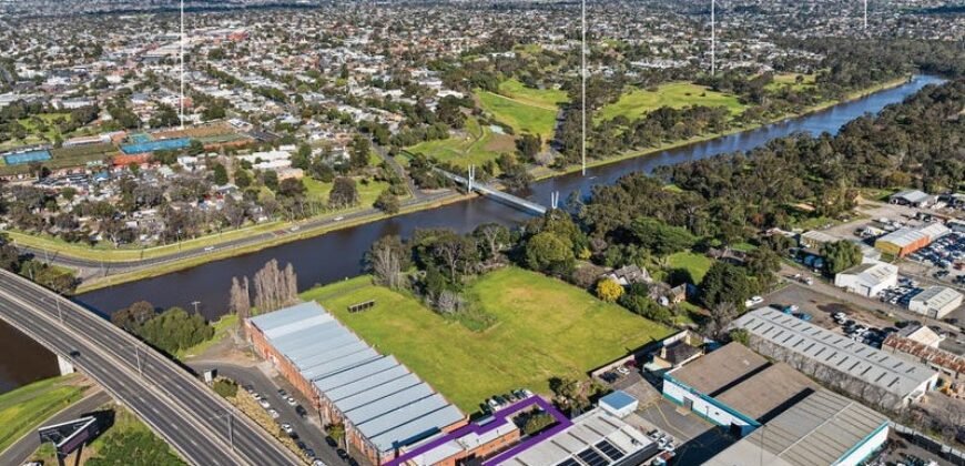 510 La Trobe Boulevard, Newtown, VIC 3220  <br> Price ($3,100,000  – $3,200,000)