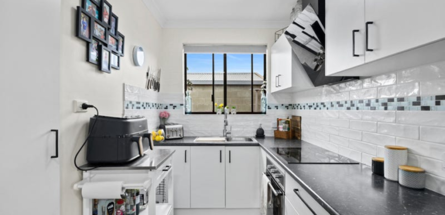 9/117 Solar Drive, Whittington, Vic 3219  <br> Price ($320,000   – $340,000)