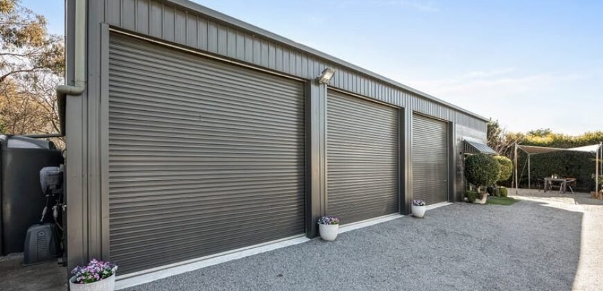 121 Christies Road, Leopold, Vic 3224  <br> Price ($1,650,000   – $1,700,000)