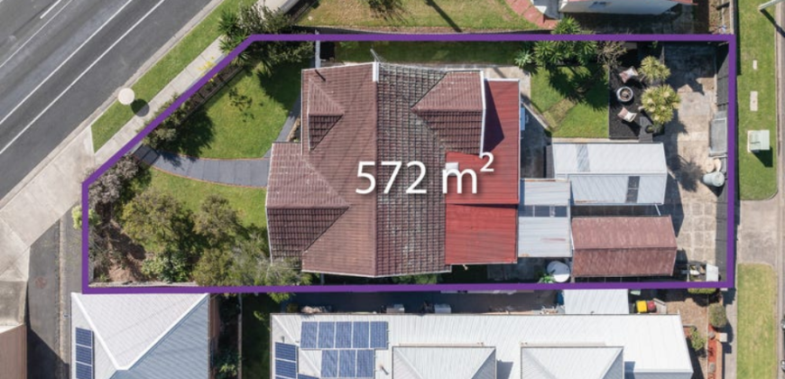 32 St Albans Road, East Geelong, Vic 3219  <br> Price ($840,000   – $880,000)