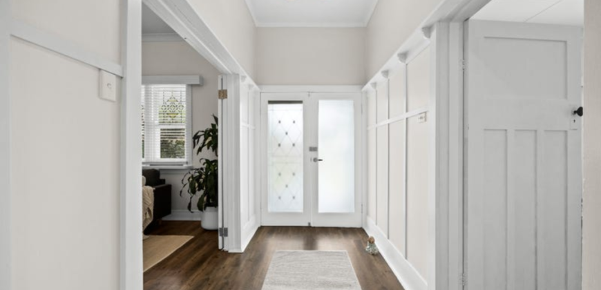 32 St Albans Road, East Geelong, Vic 3219  <br> Price ($840,000   – $880,000)
